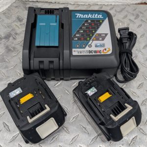 makita chargeur 2 batteries 18v pret argent (4)