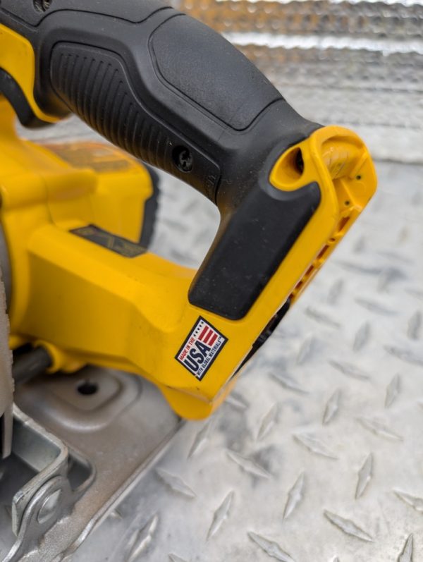 scie circulaire dewalt