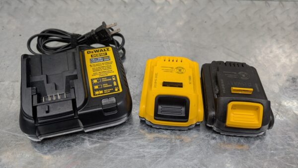 dewalt chargeur 20v batterie 1.5 ah pret argent (1)