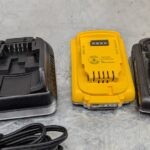 dewalt chargeur 20v batterie 1.5 ah pret argent (4)