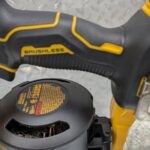 dewalt cloueuse a toiture dcn45rn 20v brushless pret argent (12)