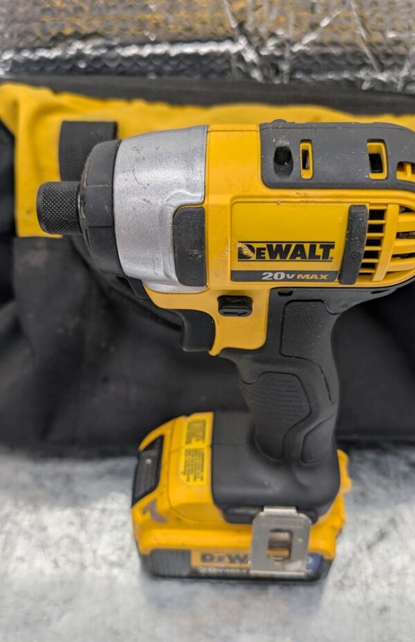 dewalt cordless impact driver dcf885 20v visseuse pret argent (6)