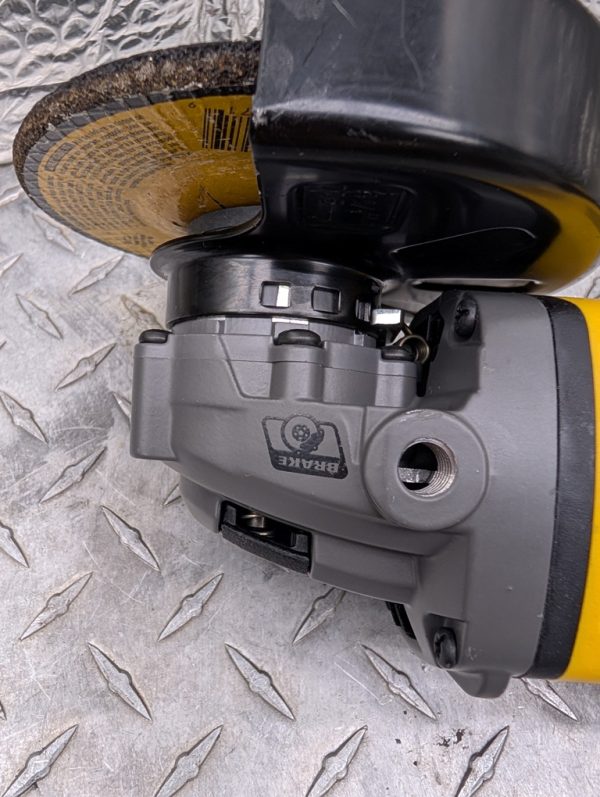 dewalt dcg418 meuleuse d'occasion argent pret (13)