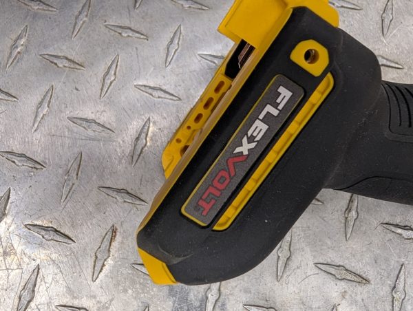 dewalt dcg418 meuleuse d'occasion argent pret (14)