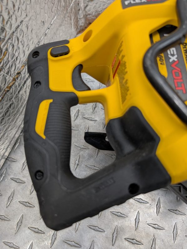 dewalt dcs577 scie circulaire saw flexvolt pret argent (13)