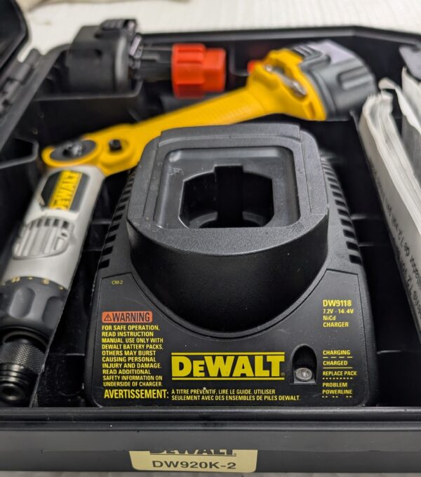 dewalt dw920 perceuse visseuse 12v screw driver pret argent (4)