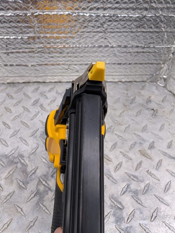 dewalt dwfp12233 cloueuse finition d'occasion used nails pret argent (1)