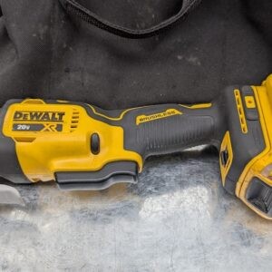 dewalt oscillating multi tool scie oscillante dcs356 (9)