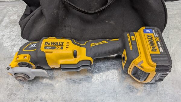 dewalt oscillating multi tool scie oscillante dcs356 (9)