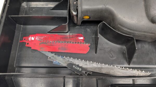 dewalt scie saw sabre va et vient electrique dw307m pret argent (2)