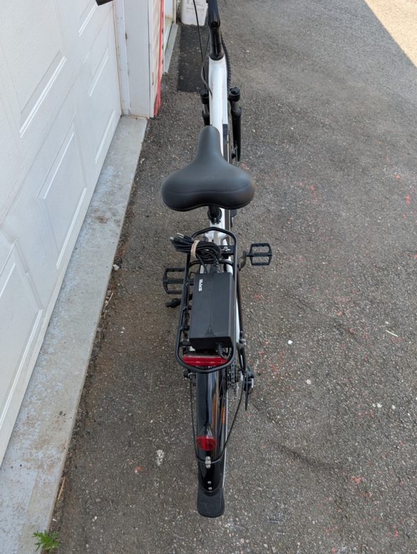 e one 7h velo bike bicycle 17 pouces electric 48v pret argent (1)