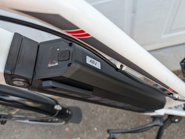 e one 7h velo bike bicycle 17 pouces electric 48v pret argent (20)
