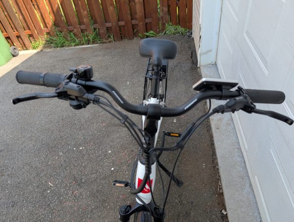 e one 7h velo bike bicycle 17 pouces electric 48v pret argent (5)