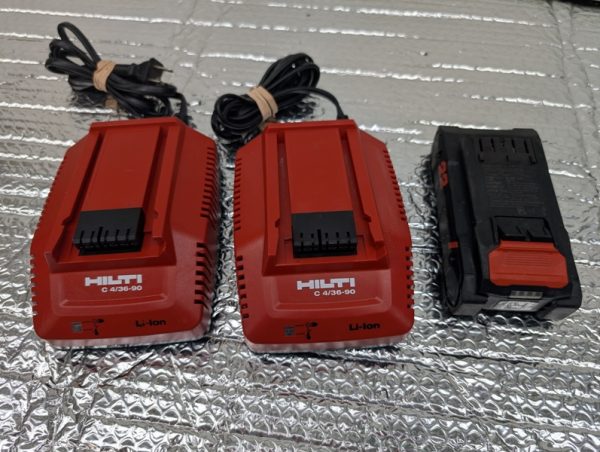 hilti c 4,36 90 chargeur batterie pile pret argent (6)