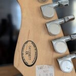 line 6 guitare electrique variax pret argent (4)