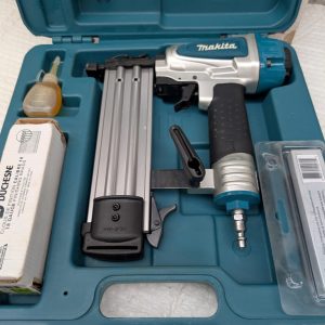 makita cloueuse modele af505 air pret argent (8)