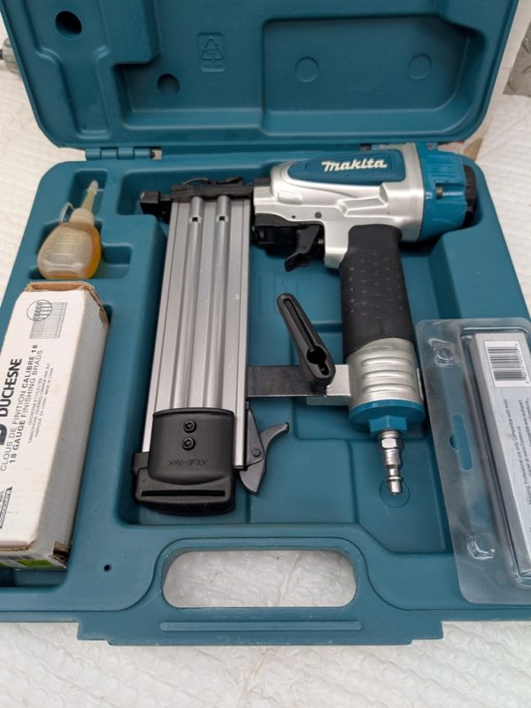 makita cloueuse modele af505 air pret argent (8)