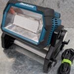 makita dml809 lumiere de chantier 14.4 18v double pret argent (1)