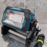 makita dml809 lumiere de chantier 14.4 18v double pret argent (13)