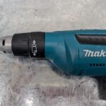 makita dry wall dfs451 18v brushless pret argent (10)