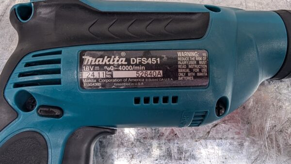makita dry wall dfs451 18v brushless pret argent (7)