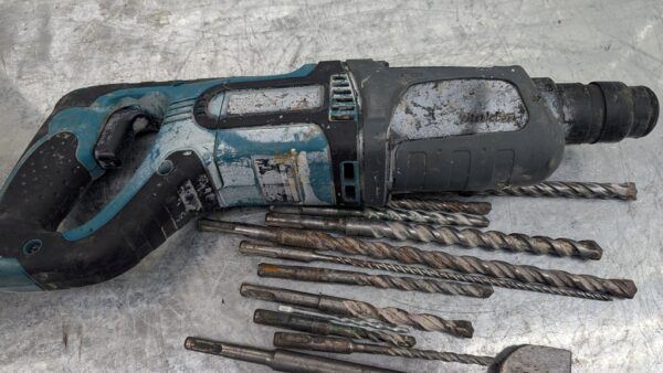 makita hr2475 120v marteau hammer drill pret argent (3)
