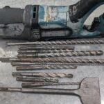 makita hr2475 120v marteau hammer drill pret argent (5)