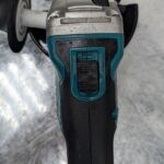 makita meuleuse d'angle dga504 lxt 18v brushless pret argent (2)