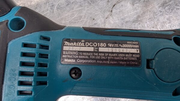 makita routeur gips cutter dco180 18v pret argent (10)