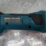 makita routeur gips cutter dco180 18v pret argent (9)