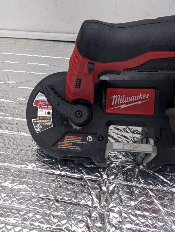 milwaukee 2429 20 m12 fuel band saw sice a ruband 12v brushless pret argent (5)