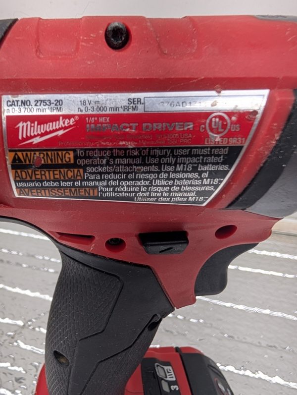 milwaukee 2753 20 fuel m18 impact driver ¼ 18v pret argent (9)