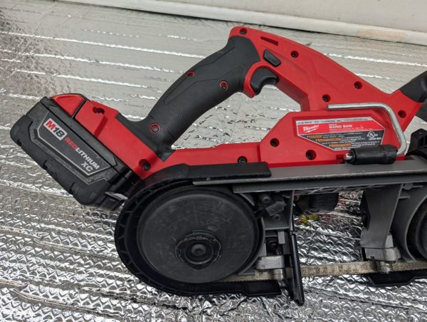 milwaukee band saw 2829 20 fuel brushless scie ruband m18 pret argent (5)