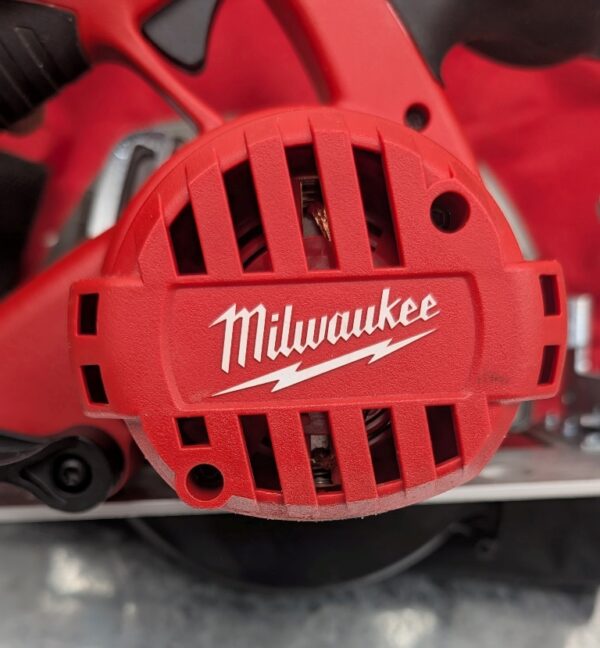 milwaukee circular saw scie circulaire 2630 20 m18 fuel red lithium pret argent (8)