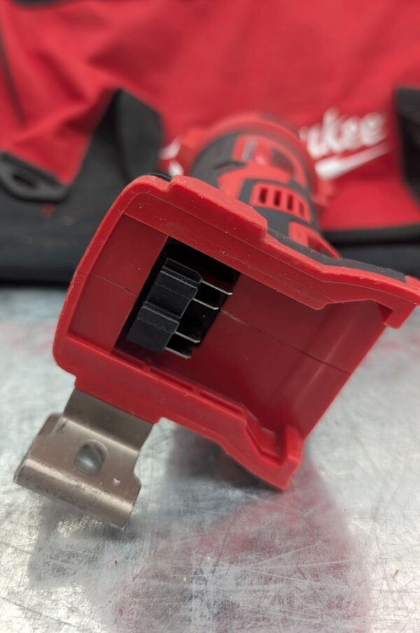 milwaukee cut out tool router 2627 20 18v m18 dremel pret argent (12)