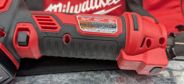 milwaukee cut out tool router 2627 20 18v m18 dremel pret argent (19)