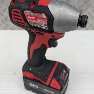 milwaukee fuel m18 impact drive 2656 20 pret argent (7)