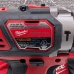 milwaukee hammer drill marteau perceuse 2607 20 m18 fuel red lithium pret argent (11)