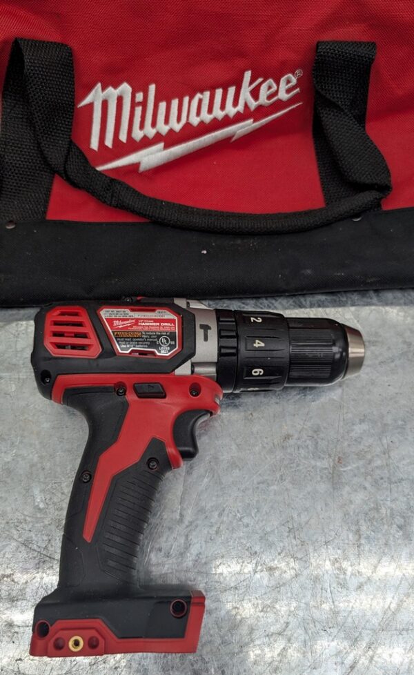 milwaukee hammer drill marteau perceuse 2607 20 m18 fuel red lithium pret argent (2)