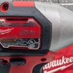 milwaukee impact driver 2656 20 visseuse fuel red lithium m18 pret argent (15)