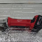 milwaukee m18 2680 20 grinder meuleuse d'angle fuel red 18v pret argent (1)