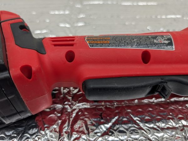 milwaukee m18 2680 20 grinder meuleuse d'angle fuel red 18v pret argent (9)