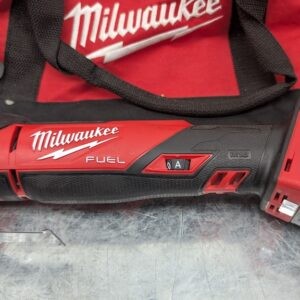 milwaukee oscillating scie oscillante multi tools m18 18v fuel pret argent (1)