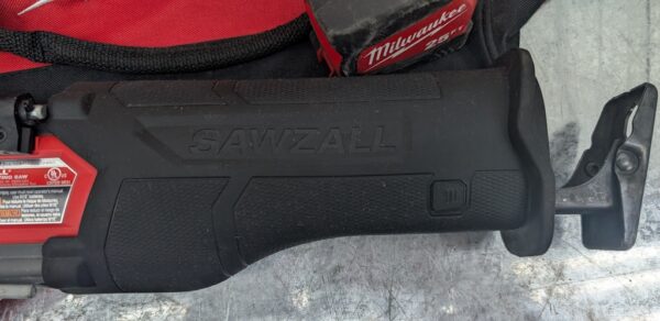 milwaukee sawzall reciprocating saw va vient cesar 2821 20 scie m18 fuel pret argent (9)