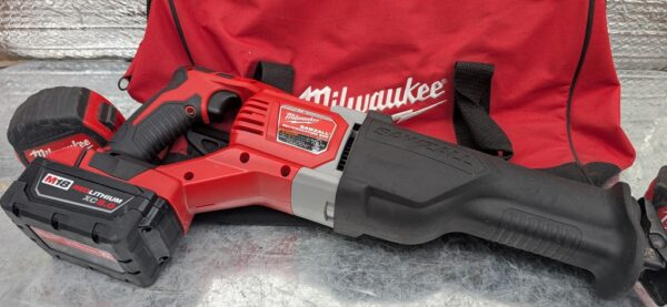 milwaukee sawzall va et vien cesar scie 2621 20 m18 fuel red lithium pret argent 18v (10)