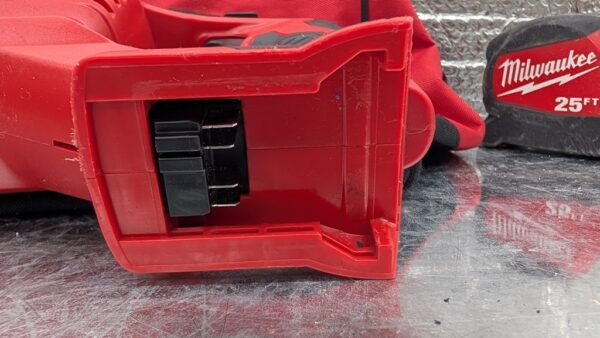 milwaukee sawzall va et vien cesar scie 2621 20 m18 fuel red lithium pret argent 18v (4)