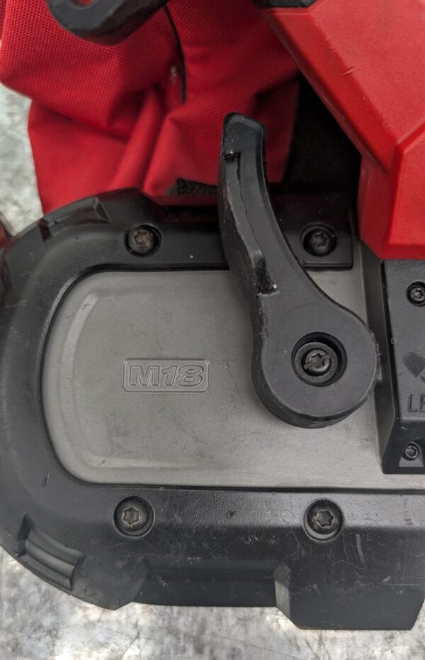 milwaukee scie ruban band saw cordless 2829 20 fuel m18 red lithium pret argent 18v (3)