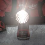 milwaukee worklight lampe travail 2735 20 18v m18 pret argent led (7)
