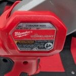 milwaukee worklight lampe travail 2735 20 18v m18 pret argent led (8)
